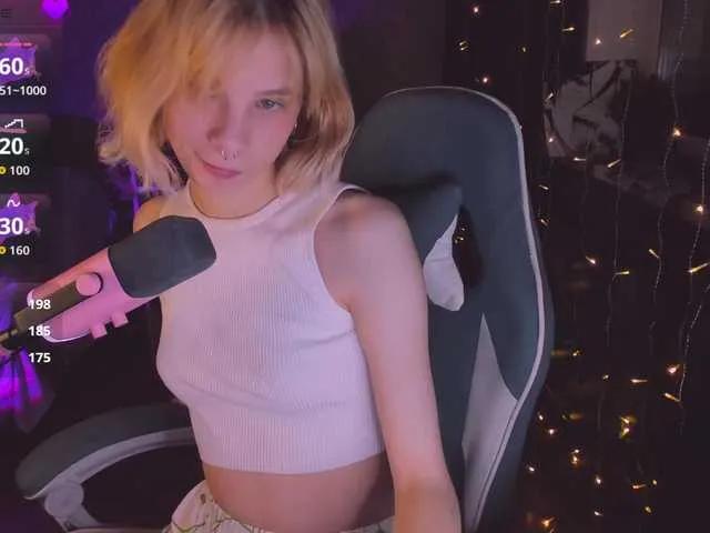 BongaCams Marrmariss is Freechat Marrmariss — Charismatic people who know how to laugh